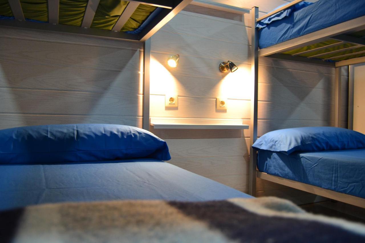 Albergue Valle Del Nonaya ซาลาส ภายนอก รูปภาพ
