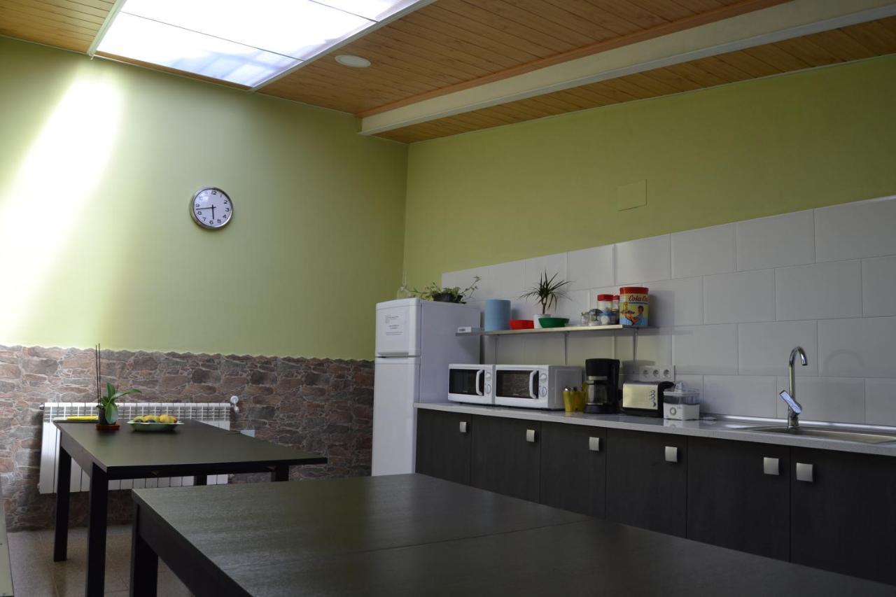 Albergue Valle Del Nonaya ซาลาส ภายนอก รูปภาพ