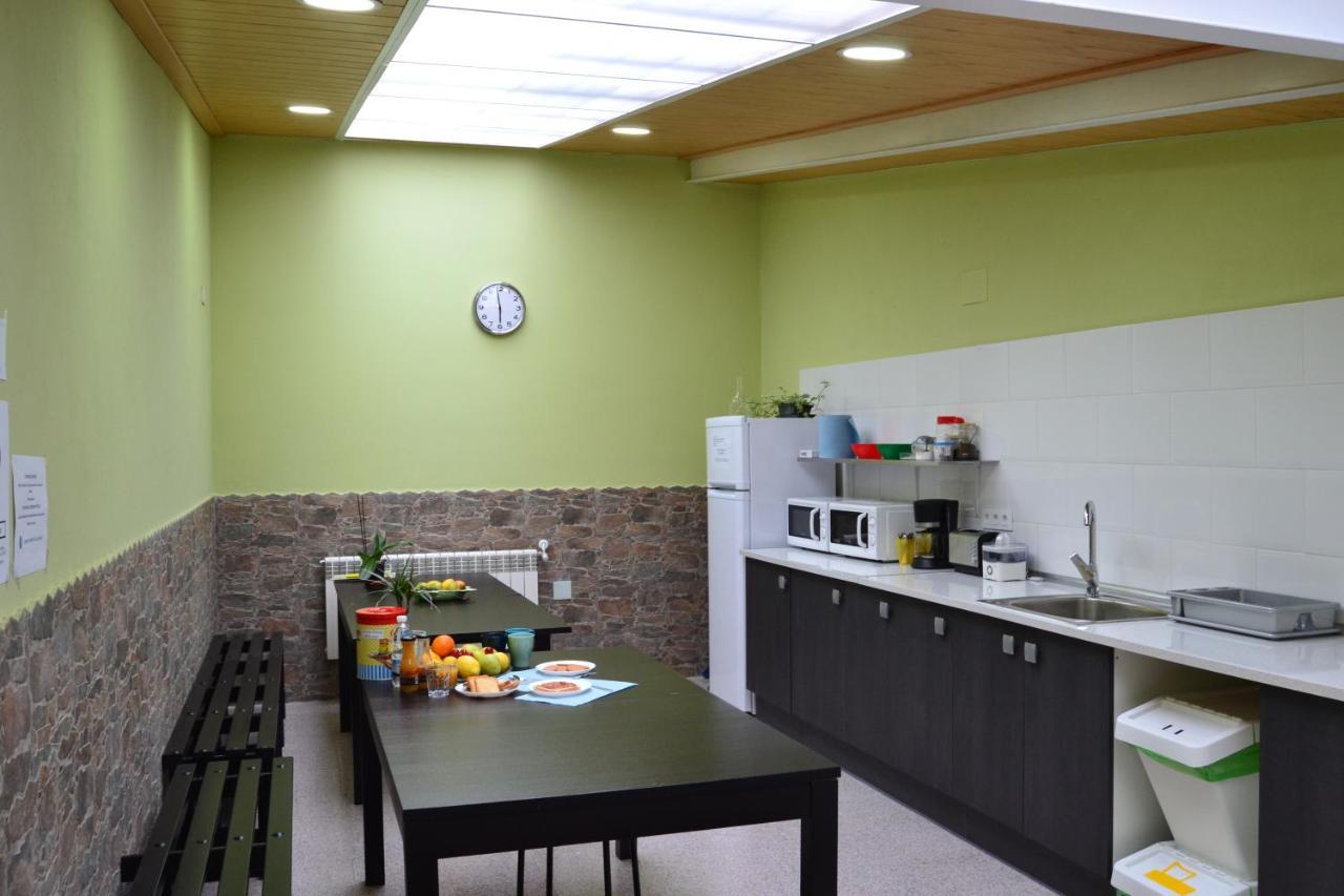 Albergue Valle Del Nonaya ซาลาส ภายนอก รูปภาพ